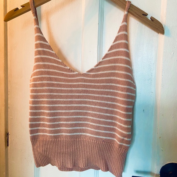 Pink and white stripped tank (cropped) - Picture 1 of 3